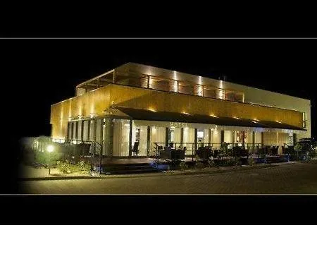 Hotel Vis A Vis 3*