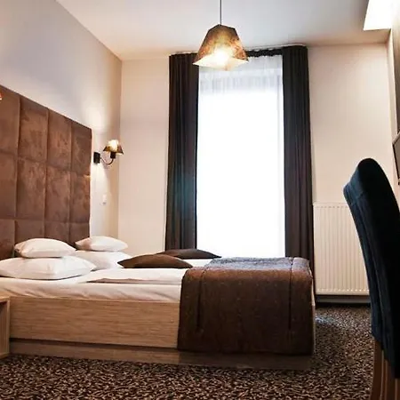 Vis A Vis Hotel 3*