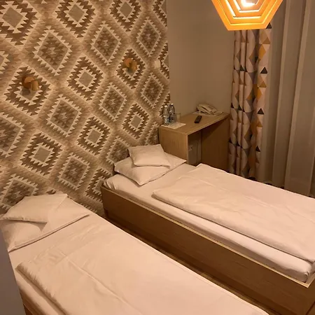 Vis A Vis 3* Oleśnica