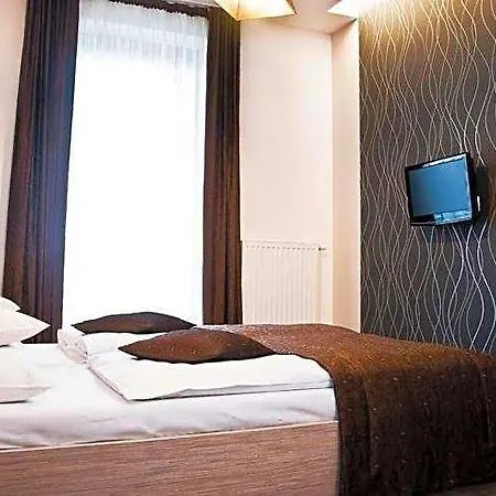 Vis A Vis Hotel